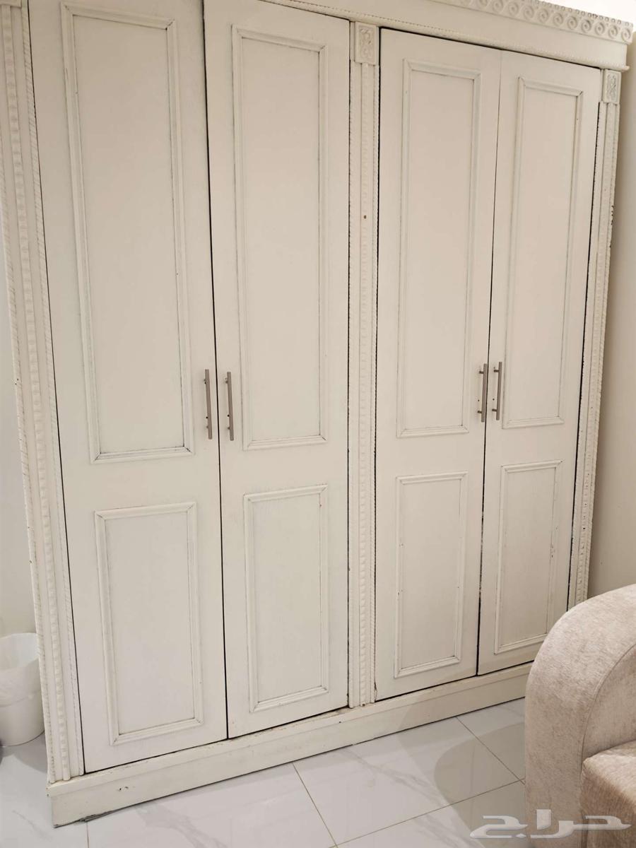 I present to you a 4-door Egyptian wooden wardrobe64441567512065112