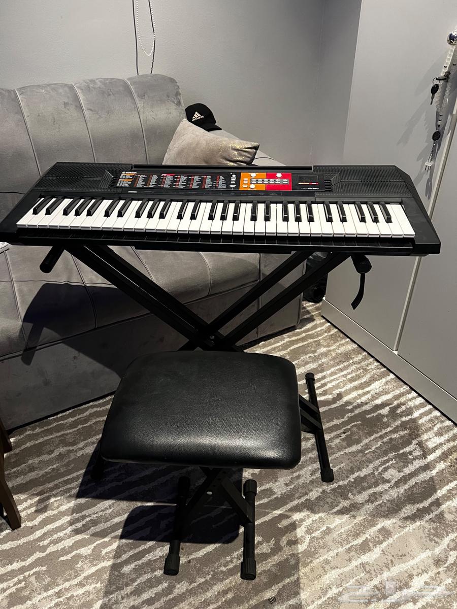 Yamaha organ with stand and seat64441691306625111