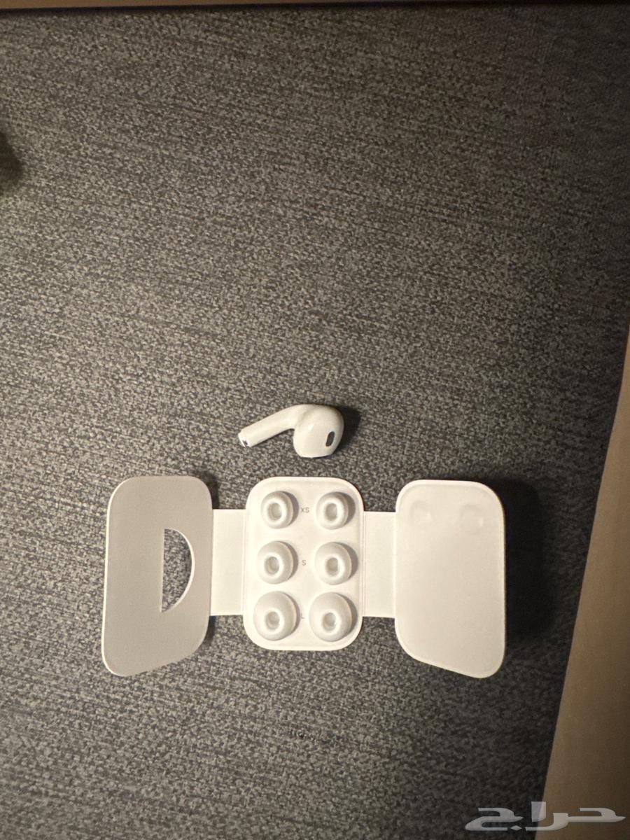 For sale Apple AirPods Pro single left earpiece only (original)64442062614787110