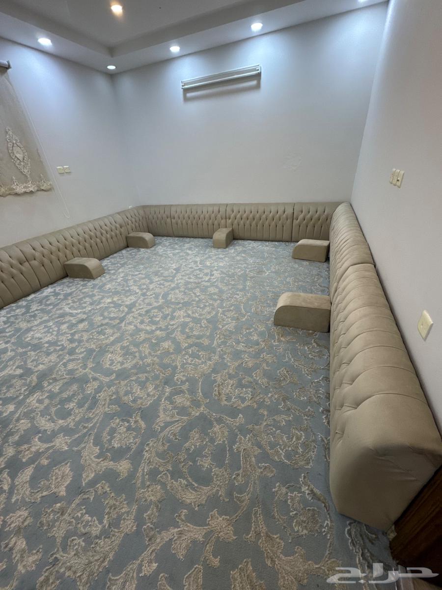 جلسة ارضية للبيع64434727888771110