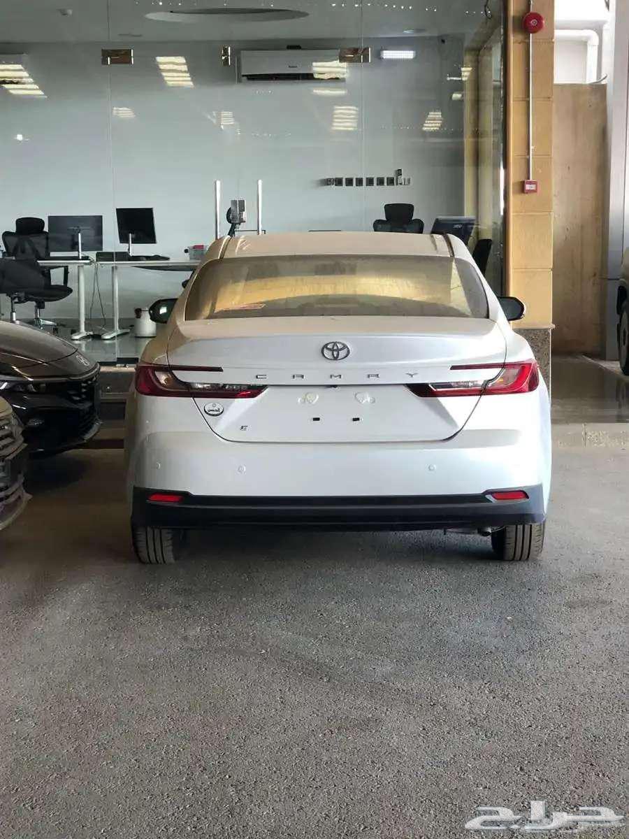 كامري E ستاندر بنزين سعودي 2025 بقسط 1680 لدى الحسن64594036521475114