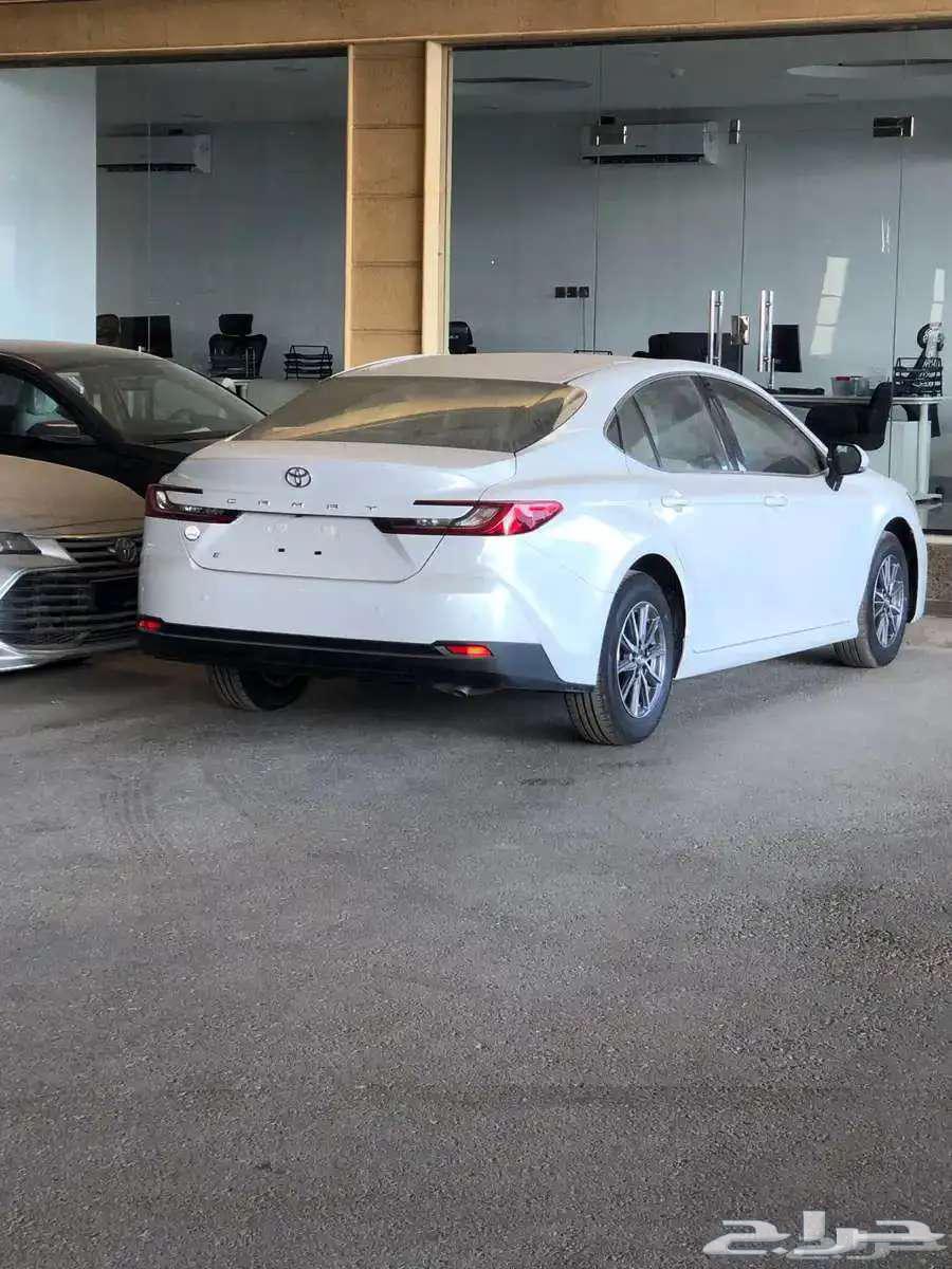 كامري E ستاندر بنزين سعودي 2025 بقسط 1680 لدى الحسن64594036521475113