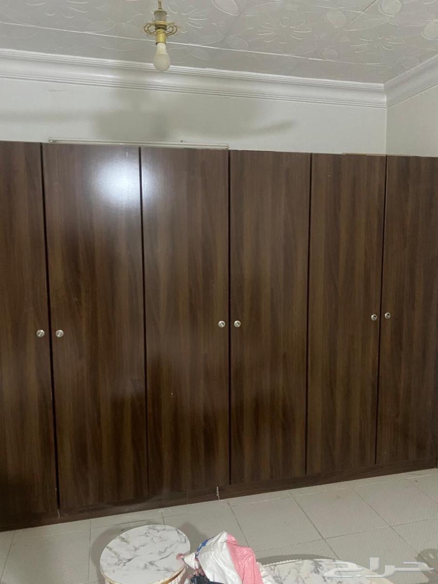 غرفة نوم ودولاب تخزين مستعمل للبيع64435327151234110