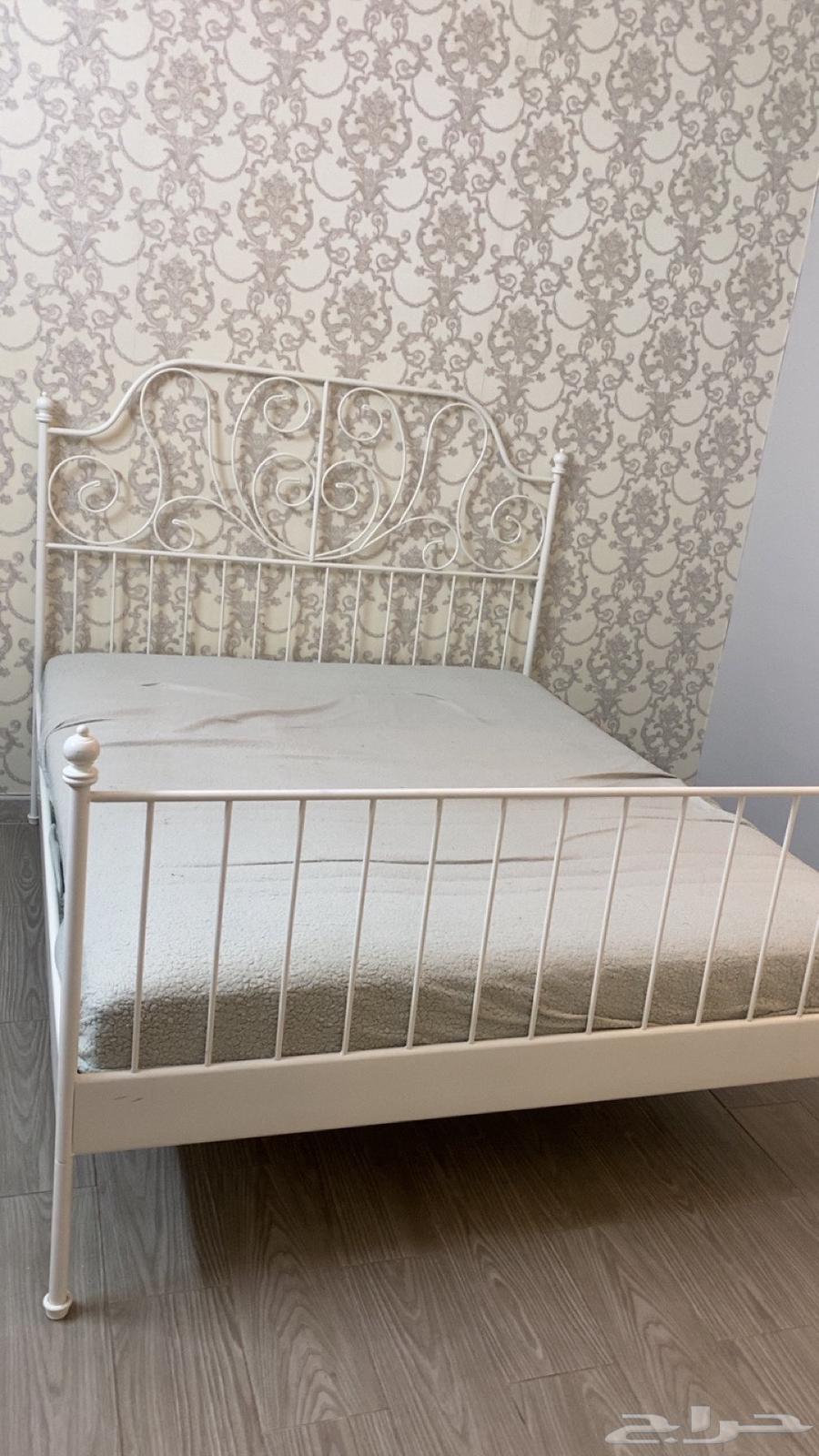 سرير مع مرتبة من ايكيا64437112745219110