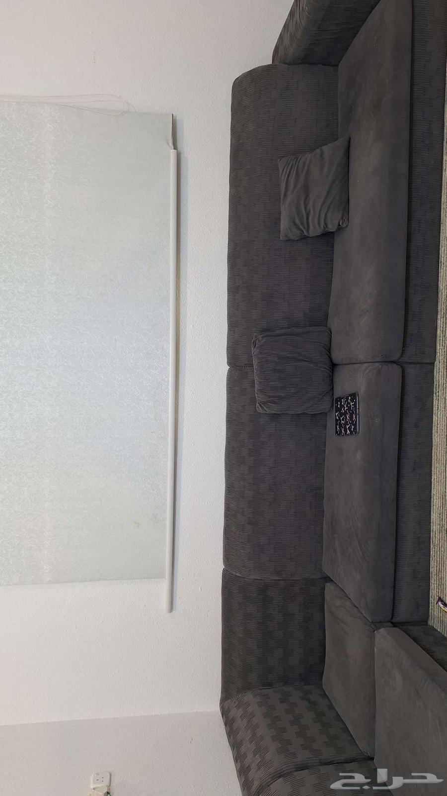 كنب رصاصي نضيف استخدام فتره سبب البيع نقلت وماجا مقاس الغرفه64438203381251113