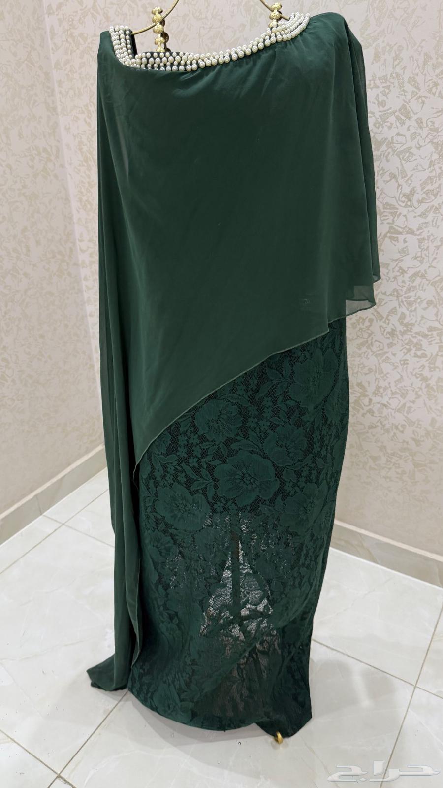 فساتين مستعمله للبيع64439037043715113