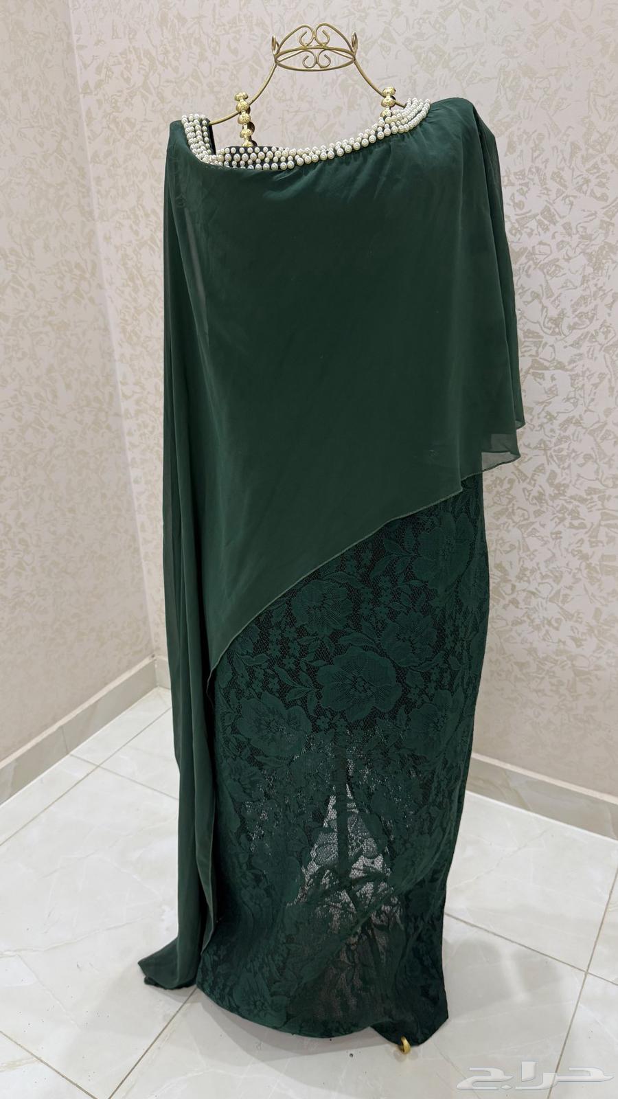 فساتين مستعمله للبيع64439037043715114