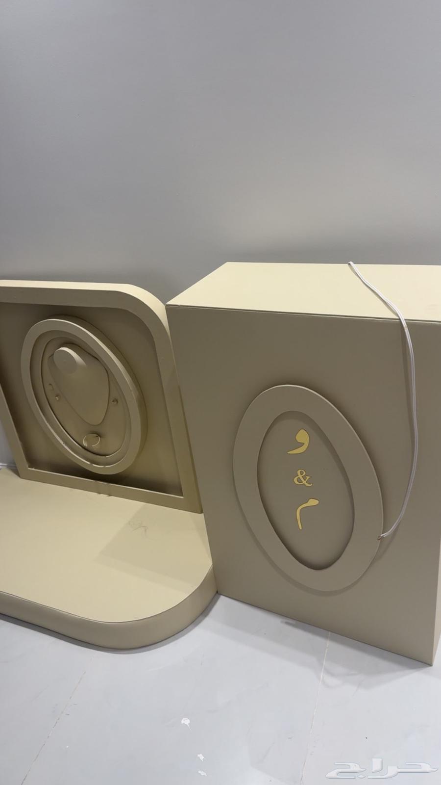 مدخل لعرض الذهب والدبش64440288122753111