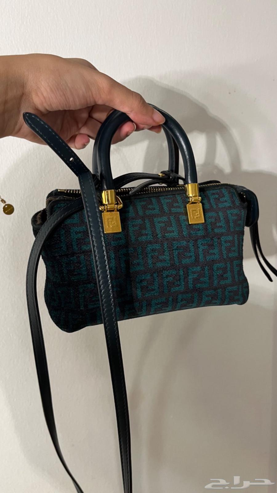 شنطه فندي ميني اصلية64440642695041113