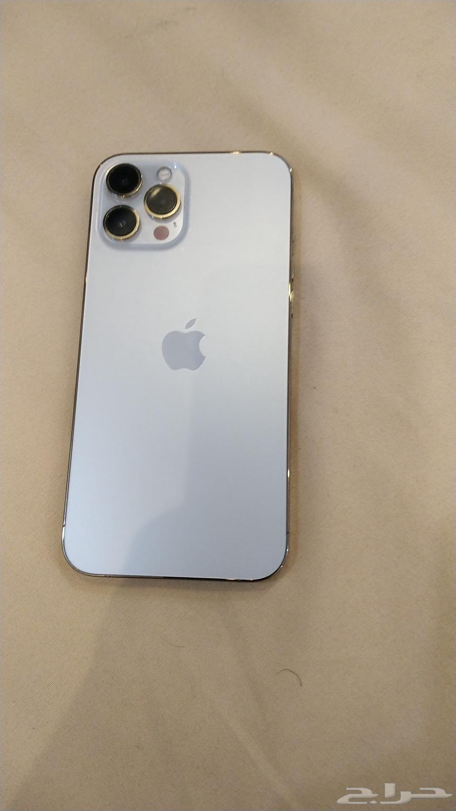 iPhone 12 Pro Max gold, bought from Refurb, clean, no scratches64441773416579111