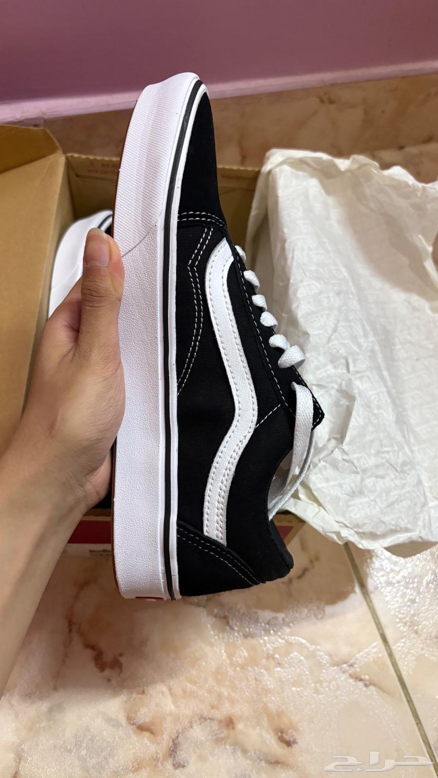 حذاء سنيكرز فانز64434687731842111