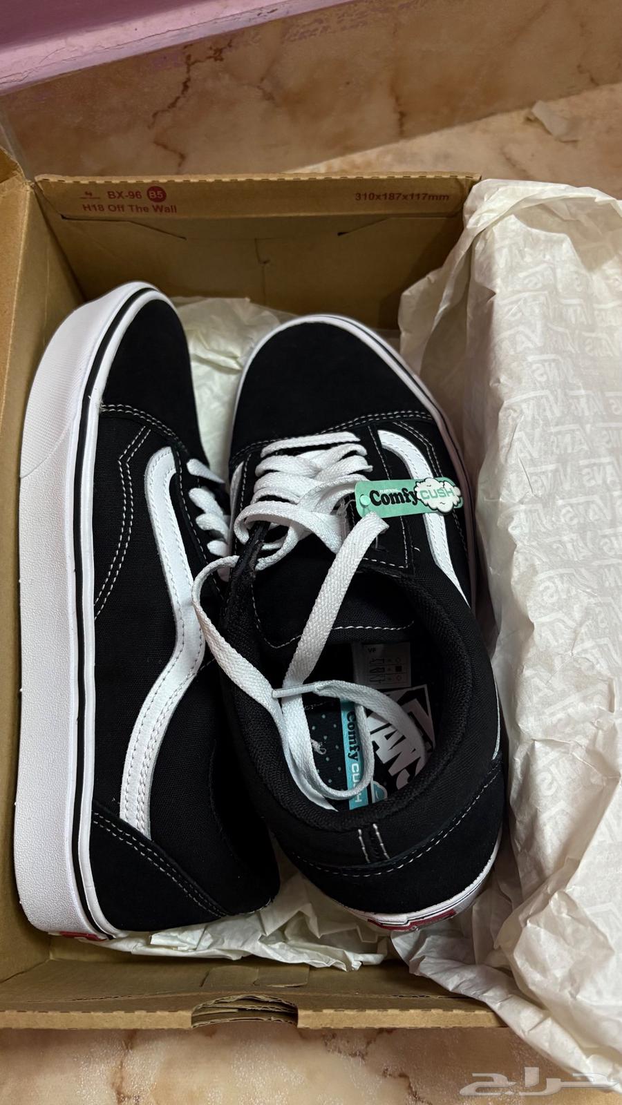 حذاء سنيكرز فانز64434687731842110