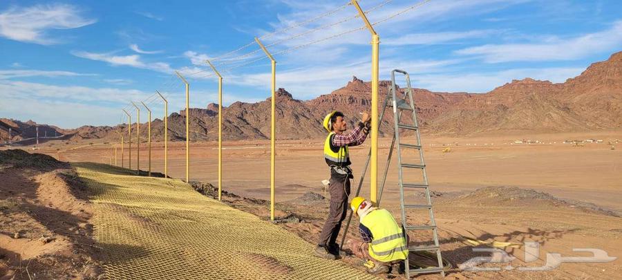 Barbed wire contractor, all types of fences, barbed wire fencing, shades, stone rubber64557628826371110