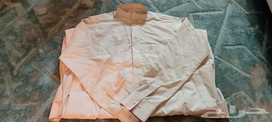 للبيع ثياب مهيار مستخدمة استخدام خفيف64446962581635111