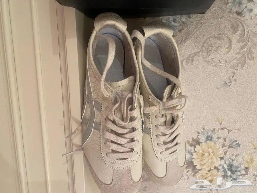 حذاء رياضي ماركة onitsuka tiger اليابانية64435640541697114