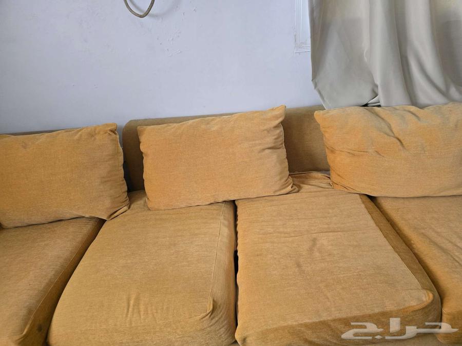 Corner sofa in good condition64436293160323110