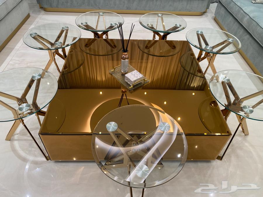 Very clean tables64470897184771111