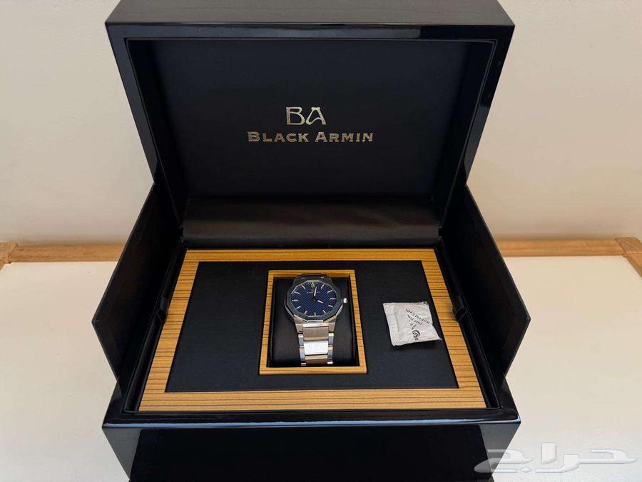 للبيع ساعة رجالية جديدة Black Armin64438163376898114