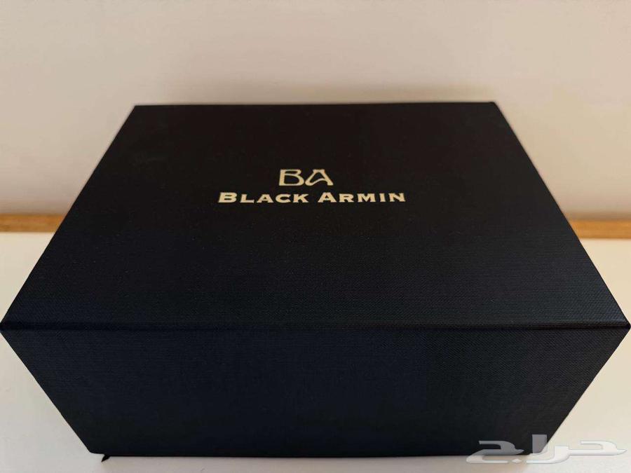 للبيع ساعة رجالية جديدة Black Armin64438163376898112