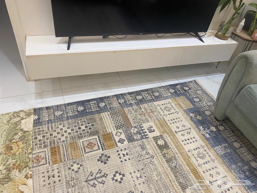 Asir Mahail TV table64439802207491110