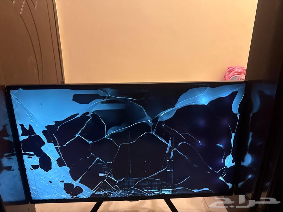 Broken Samsung Smart Screen64440955041794111