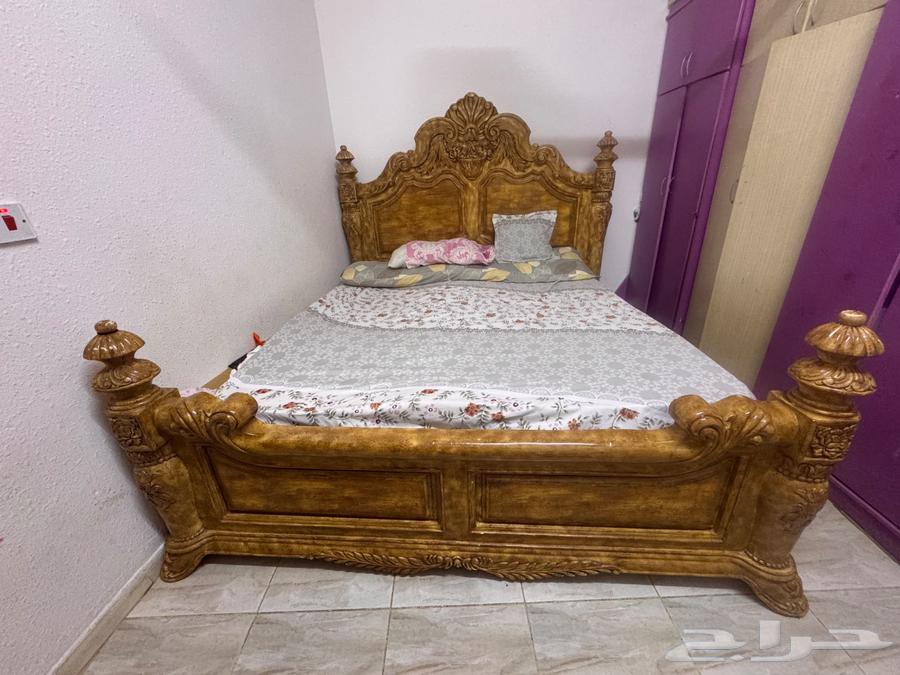 بيع سرير حجم كبير بالمرتبة64441364034433111