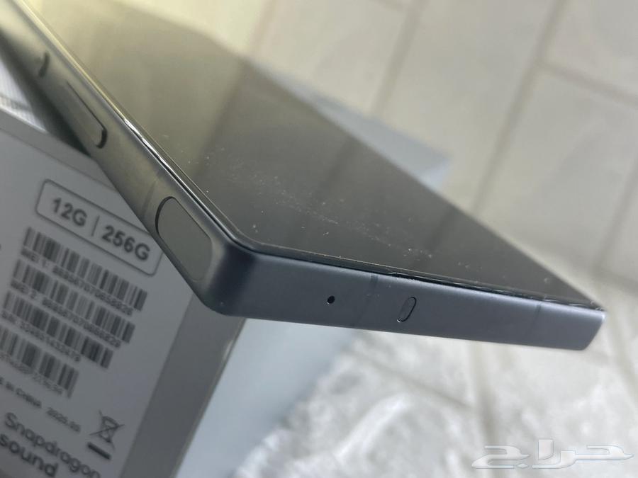 رد ماجيك 256 جيجا   12 جيجا رام مستعمل اقل من 24 ساعه64434945527169111