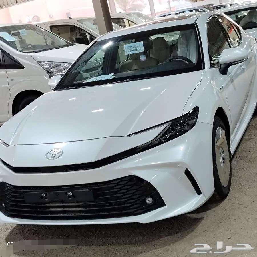 كامرى E بلس هايبرد ابيض 202564596240855809110