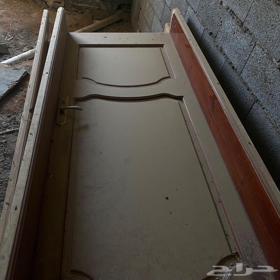 للبيع ابواب خشب عدد 10 نظيفه كلها64436695336449113