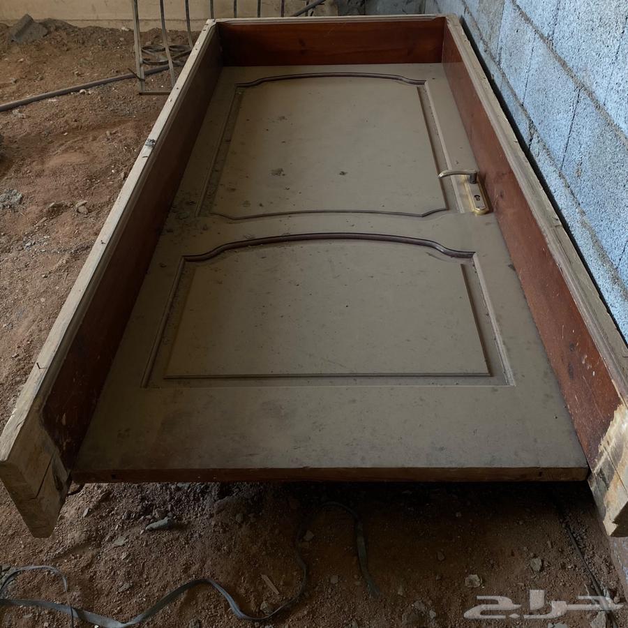 للبيع ابواب خشب عدد 10 نظيفه كلها64436695336449114