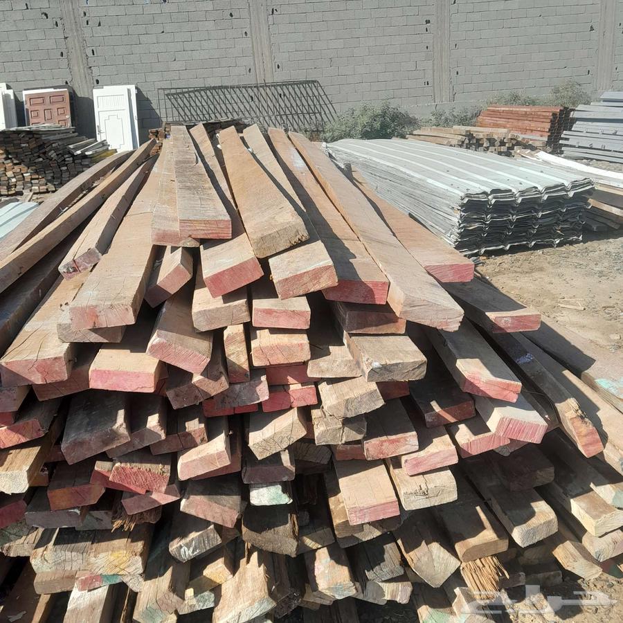 خشب جاوي مستعمل للبيع64438337879553114