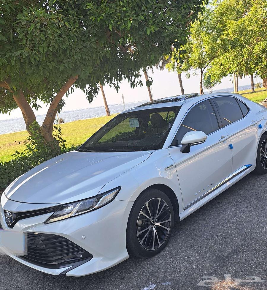 Pearl White 2020 Full Option Camry64597568622593111