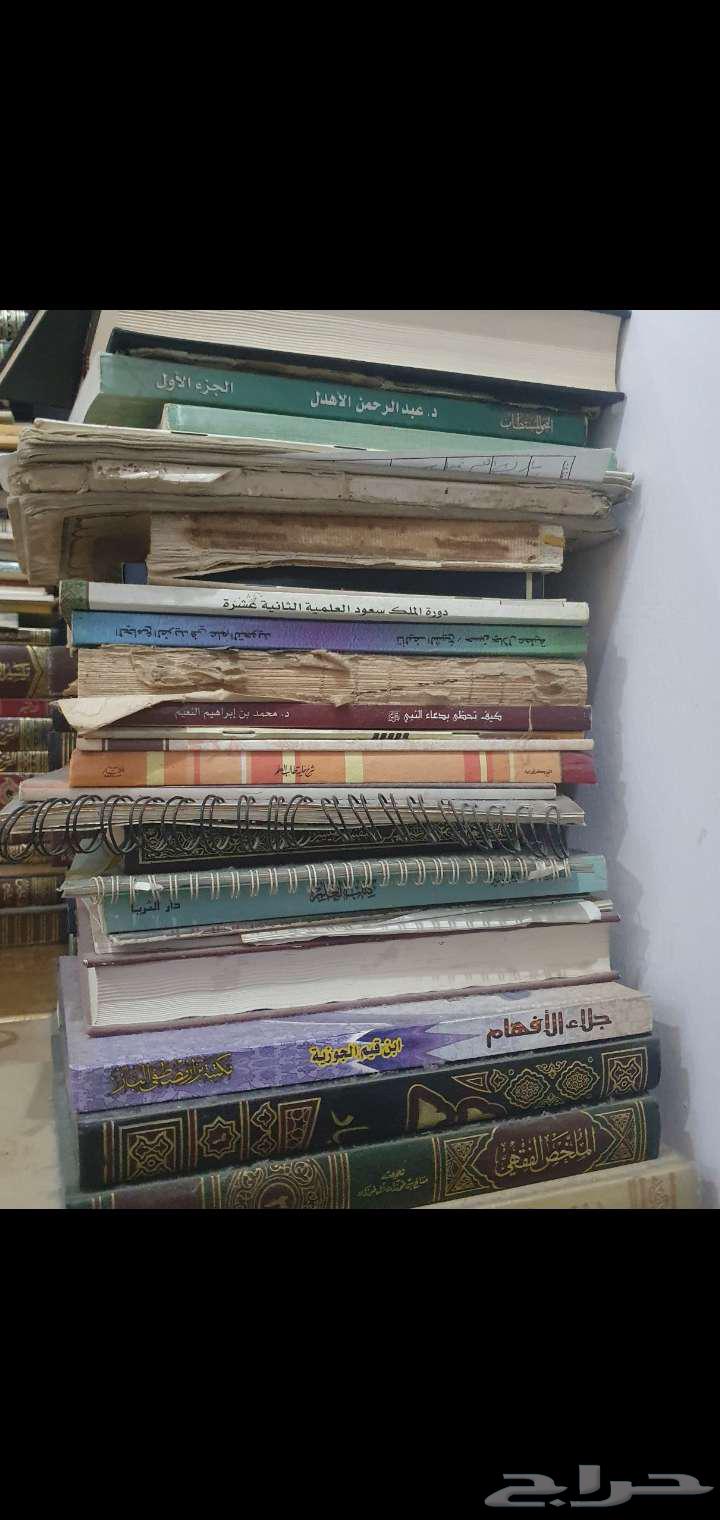 كتب للبيع64447309609987110