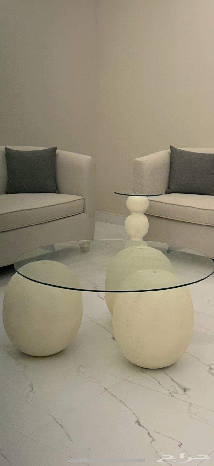 Large table and five service tables in off-white color64449942581249110