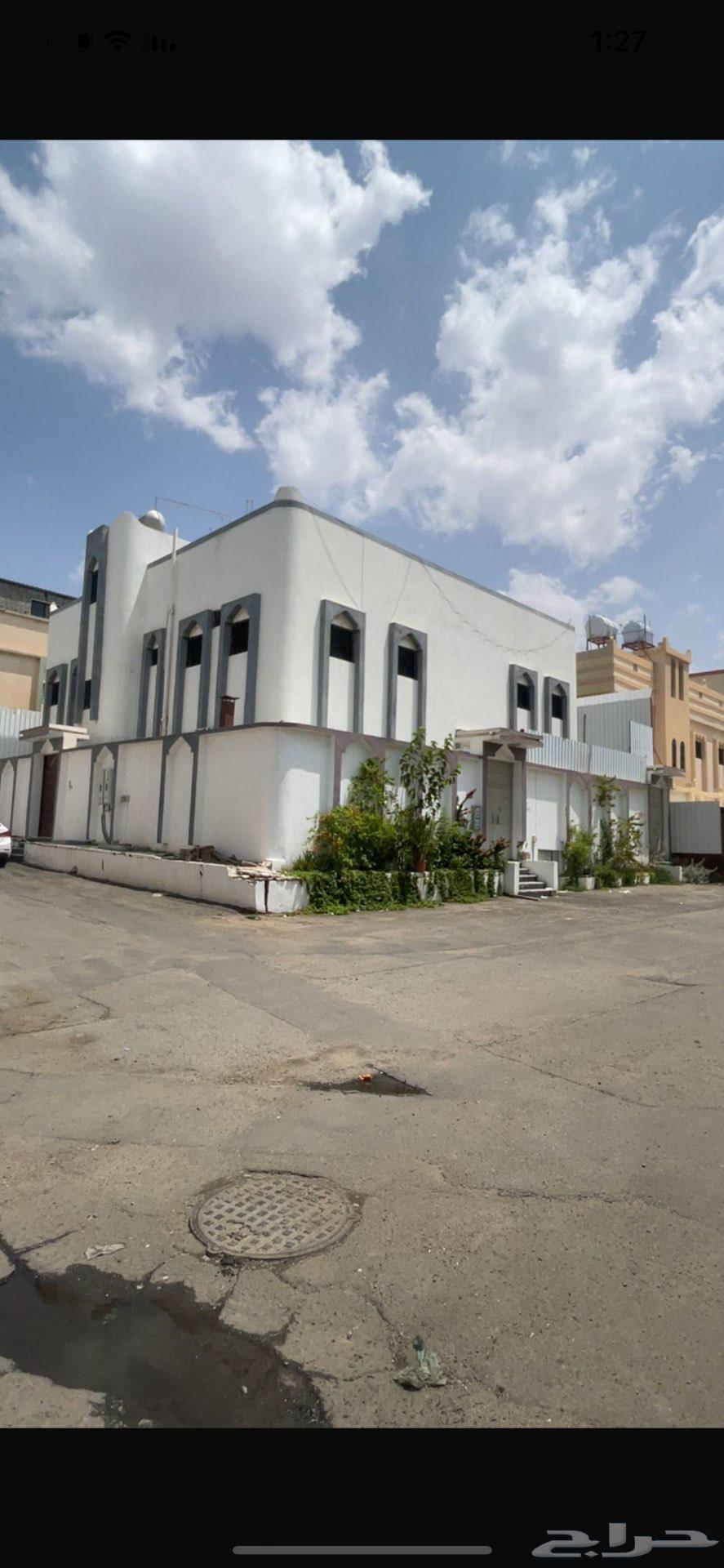 Two-story building for sale in Al Aziziyah, Khamis Mushait64142379959170113