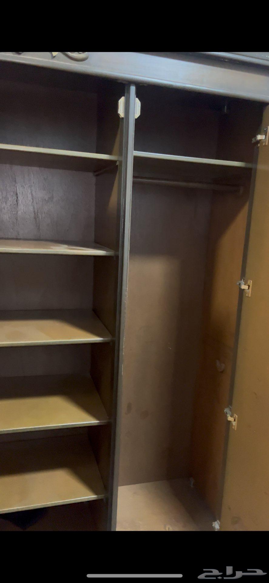 للبيع-سرير نفر ونص-2كومدينا-1تسريحة-(1دولاب 4ابواب)64446081254913112