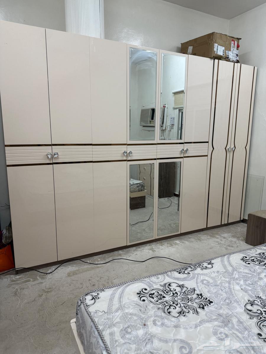 New bedroom, used for only one year64445838393219112