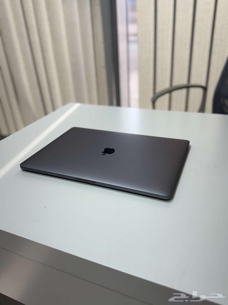 ماك بوك برو - 15 انش - مع شريط اللمس Touch bar64446189451905110