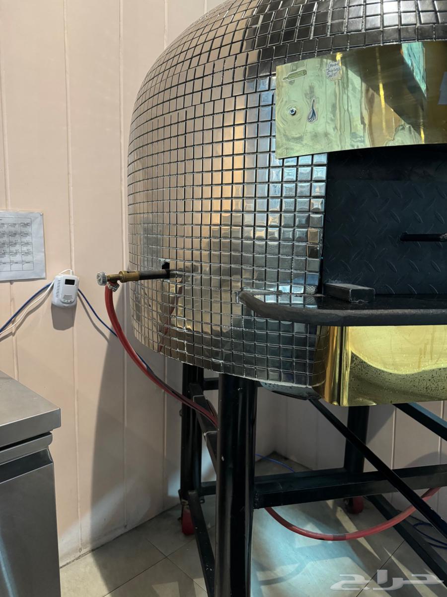 Italian Naples Pizza Oven, Approximately 1.5 Meters, Gas and Wood-Fired64448740054017110