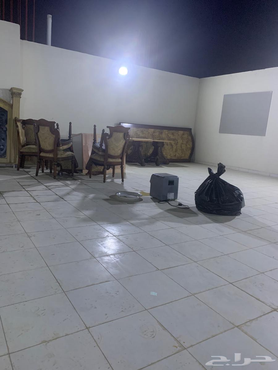 طاولة طعام ودواليب مطبخ64448686988674111