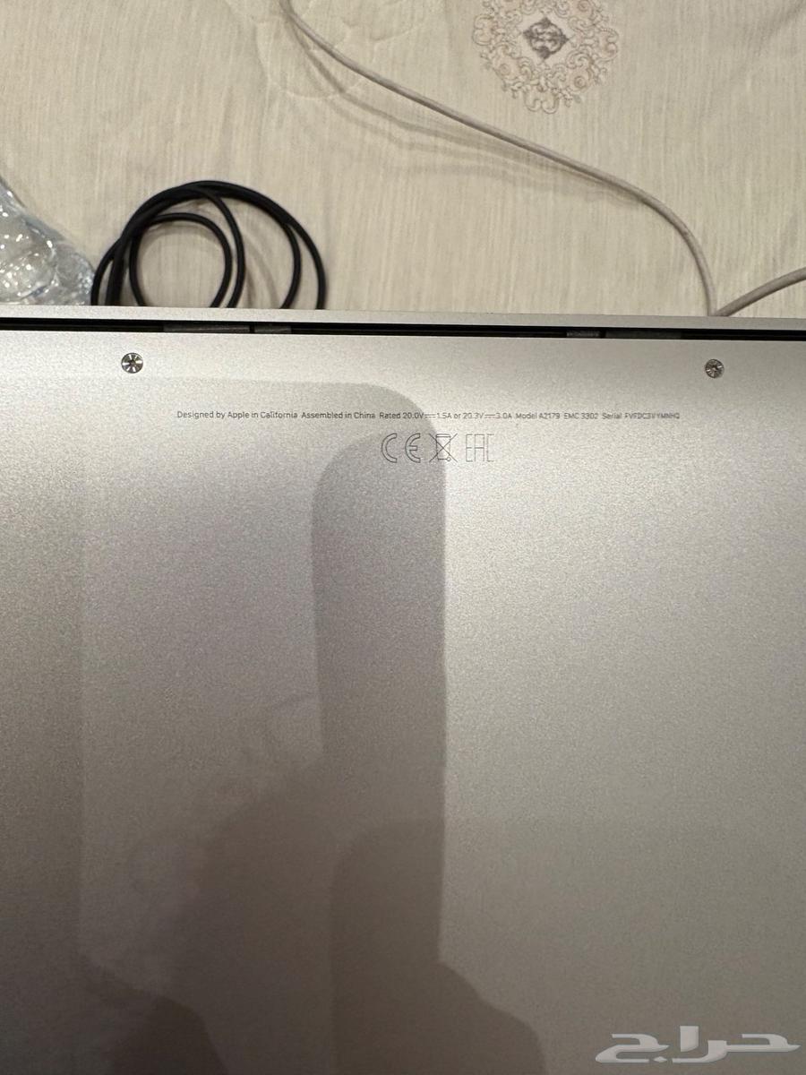 لابتوب ابل اير ماك 2020 استخدام نظيف64449704037378112