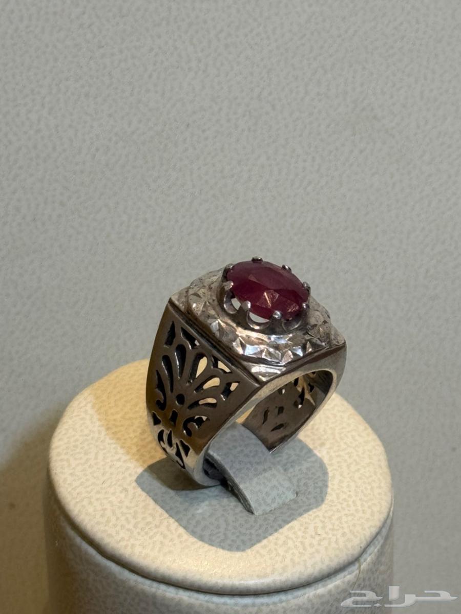 Iranian Ruby Ring64452279453313110