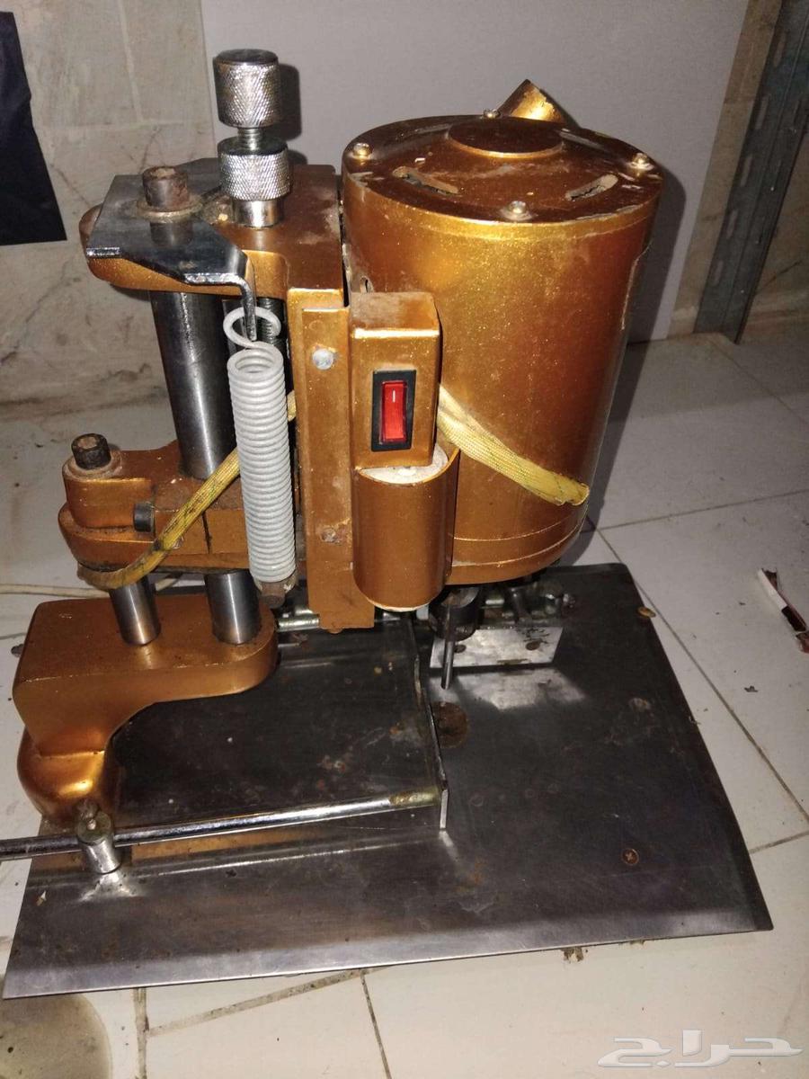 Paper and bag punching dynamo for printing presses, as well as drill with base64450050214531112