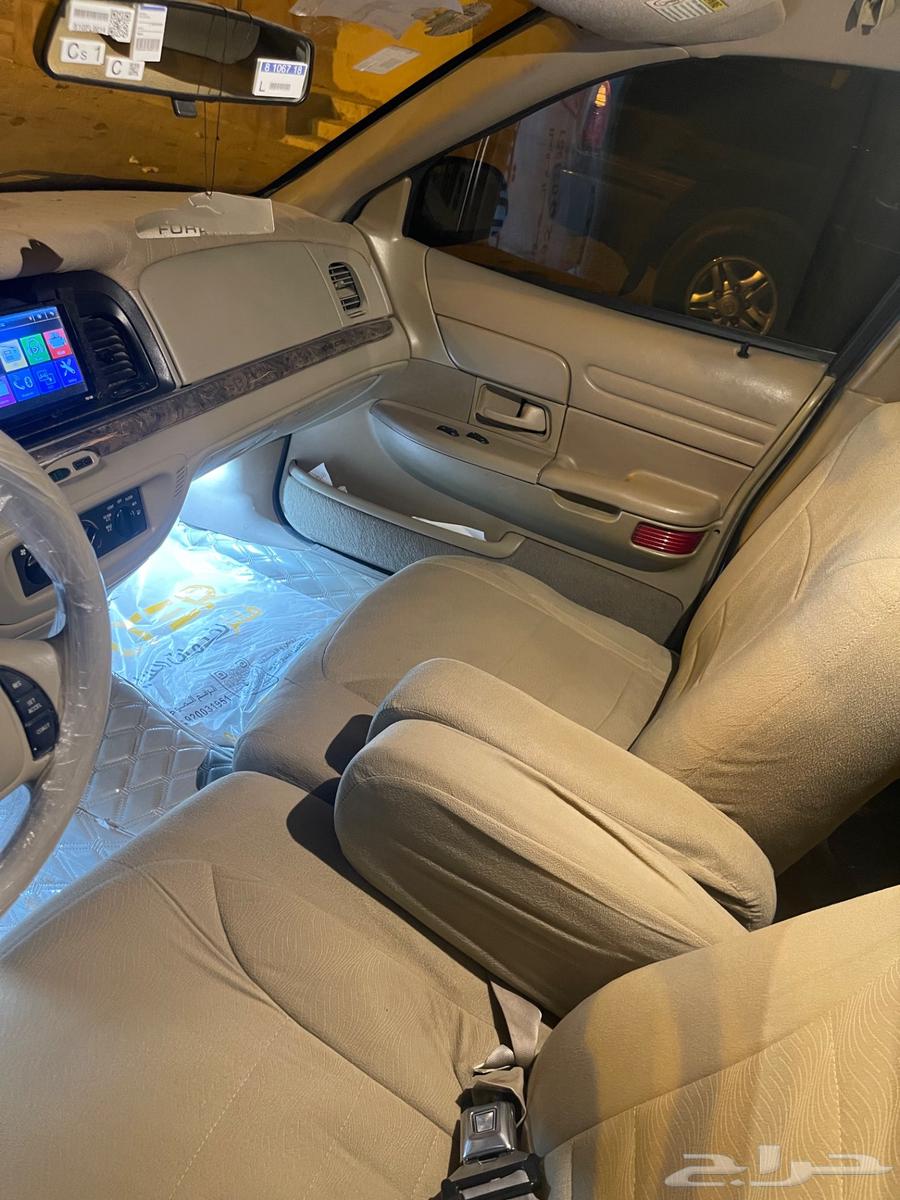 فورد فكتوريا2000 للبدل بددسن64612969362434113