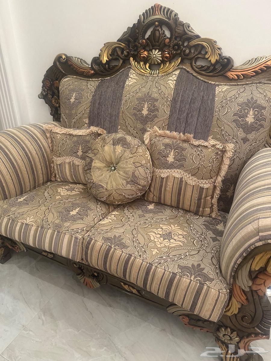 9-person sofa64443479906178112