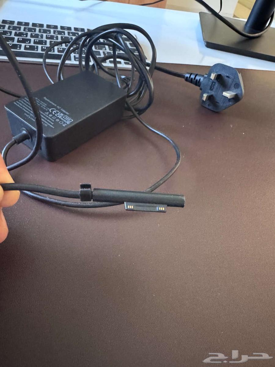 Microsoft Surface Charger64444043633153110