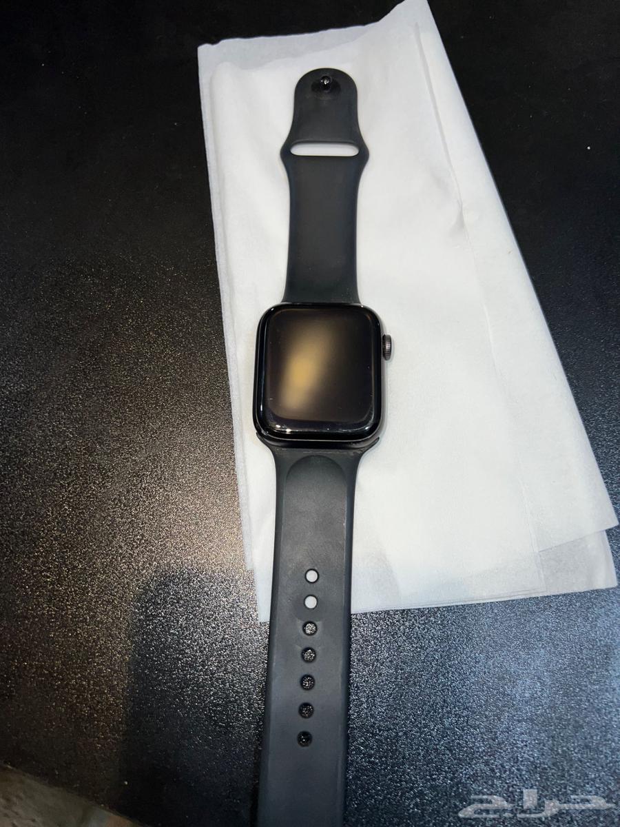 Apple Watch Series 6 in clean condition used64461049273730110