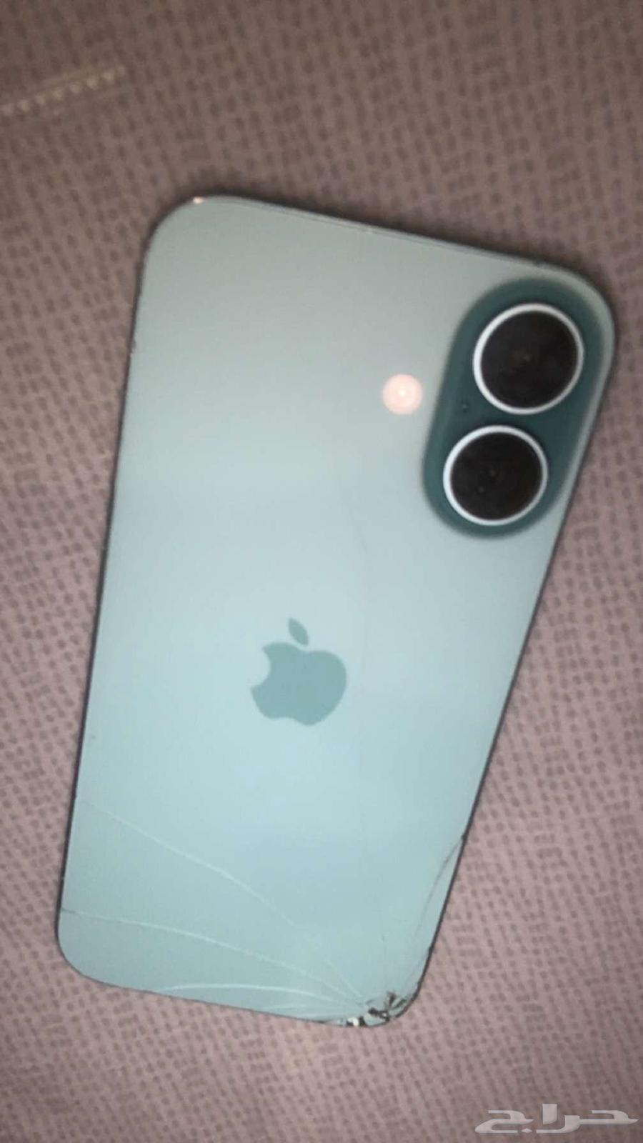 iPhone 1664448527336833111