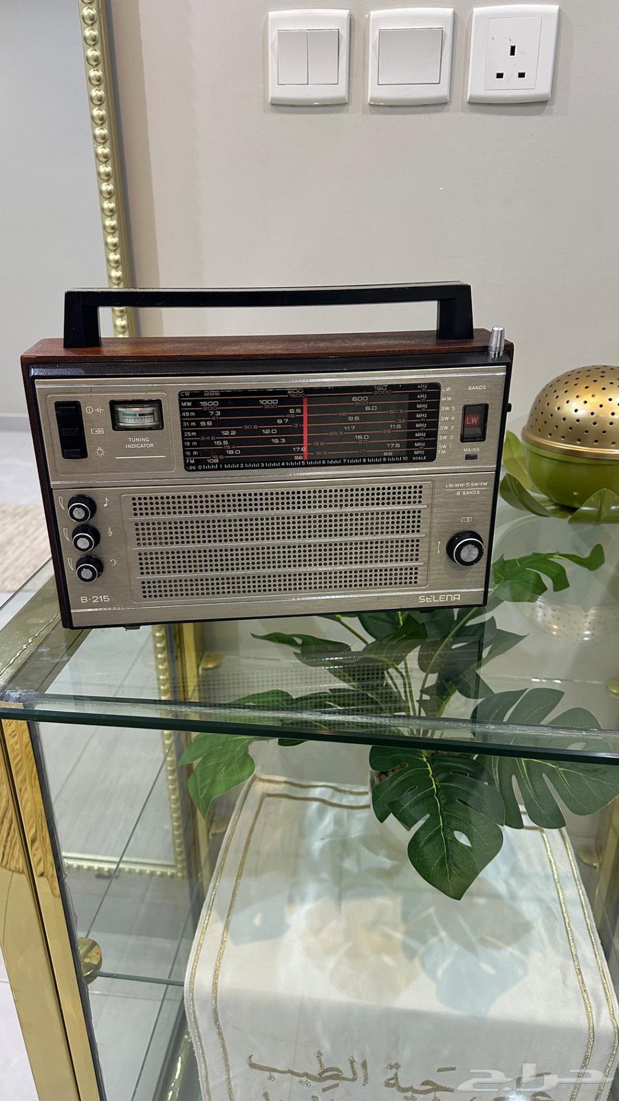 راديو روسي خشبي قديم64448740092675111