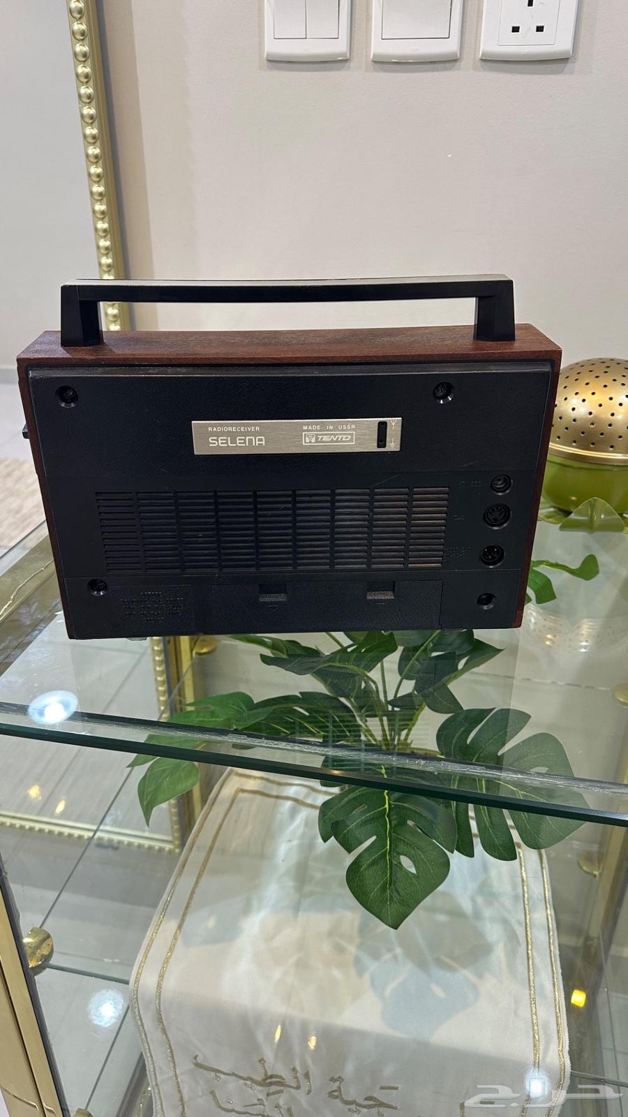 راديو روسي خشبي قديم64448740092675112